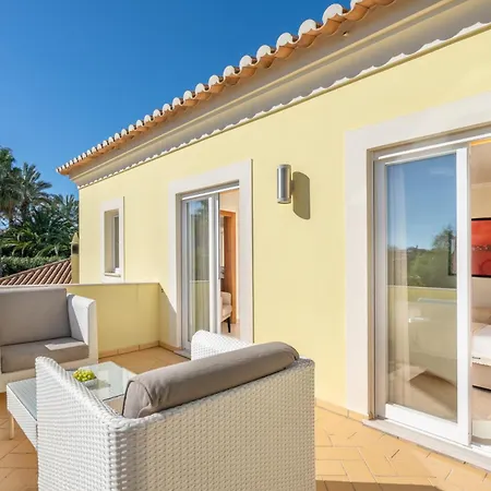 Hotel Amarela - Luxurious 5 Bedroom In